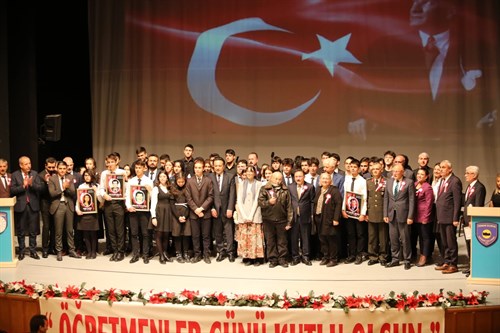 24 Kasım Öğretmenler Günü Kutlandı